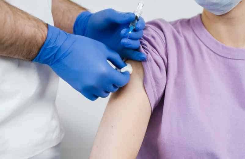 L'isolement et la vaccination, les piliers de la prévention IRASF Santé L'isolement et la vaccination, les piliers de la prévention IRASF Santé