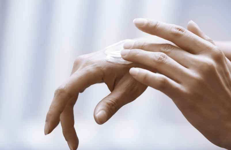 Quelles causes envisager quand la main gauche démange souvent ?-IRASF Santé Quelles causes envisager quand la main gauche démange souvent ?-IRASF Santé